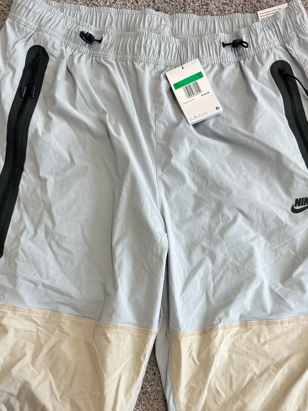 Nike Tech Dri Fit Woven Loose Fit Pants Grey Cream IU6966-012 Mens Size XL NEW - Picture 3 of 6